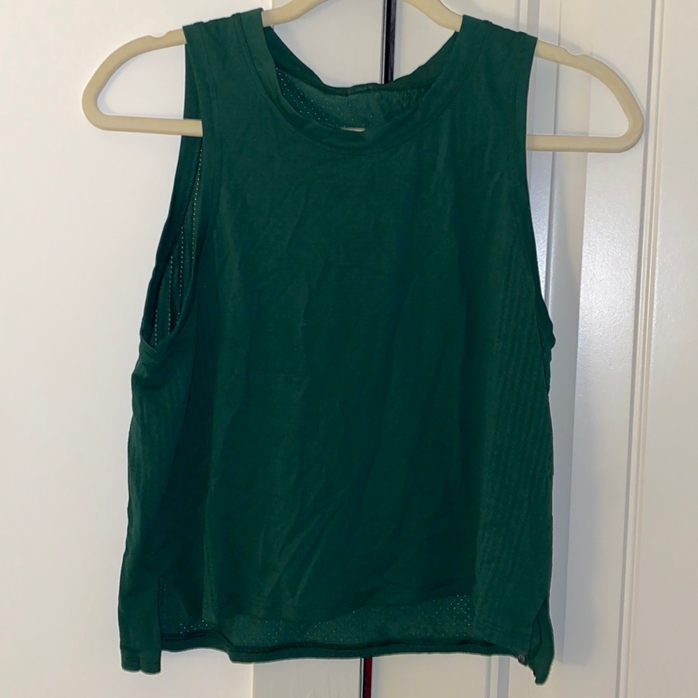 Lululemon tank